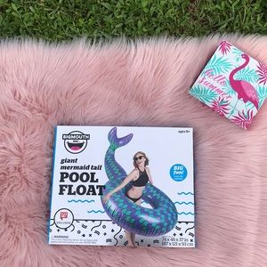 Giant Mermaid Pool Float